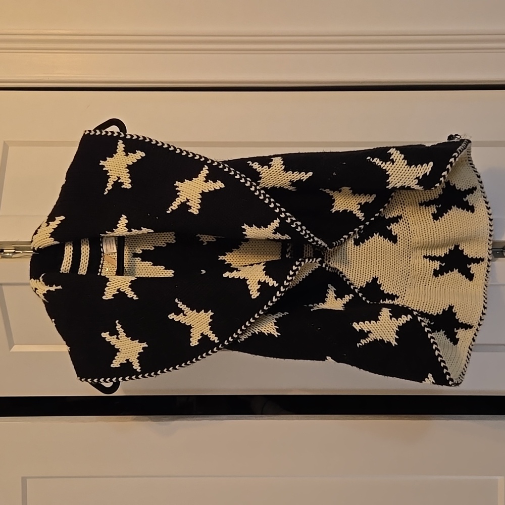 Womens Acrylic Star Vest by Elan
